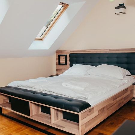 Zarabie Residence Myslenice Bagian luar foto