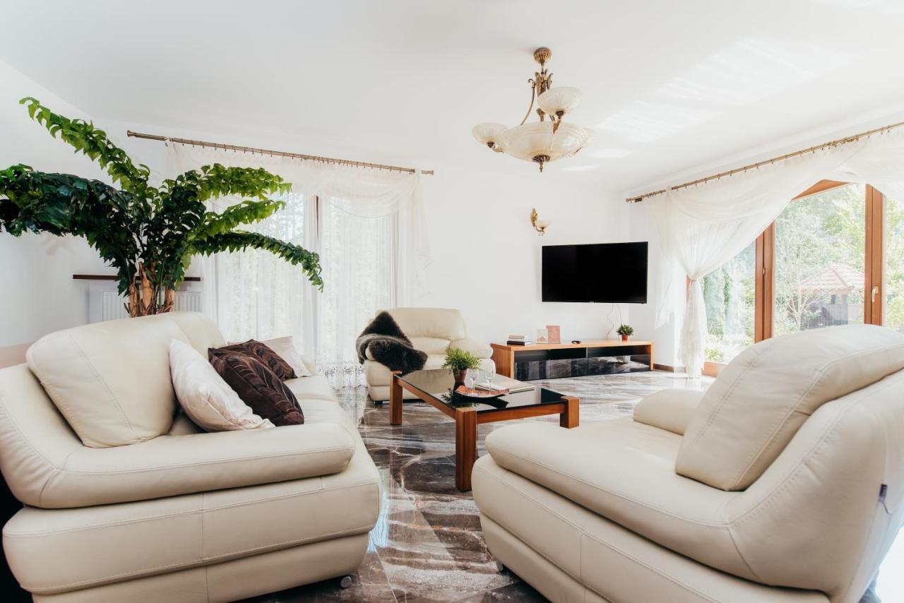 Zarabie Residence Myslenice Bagian luar foto