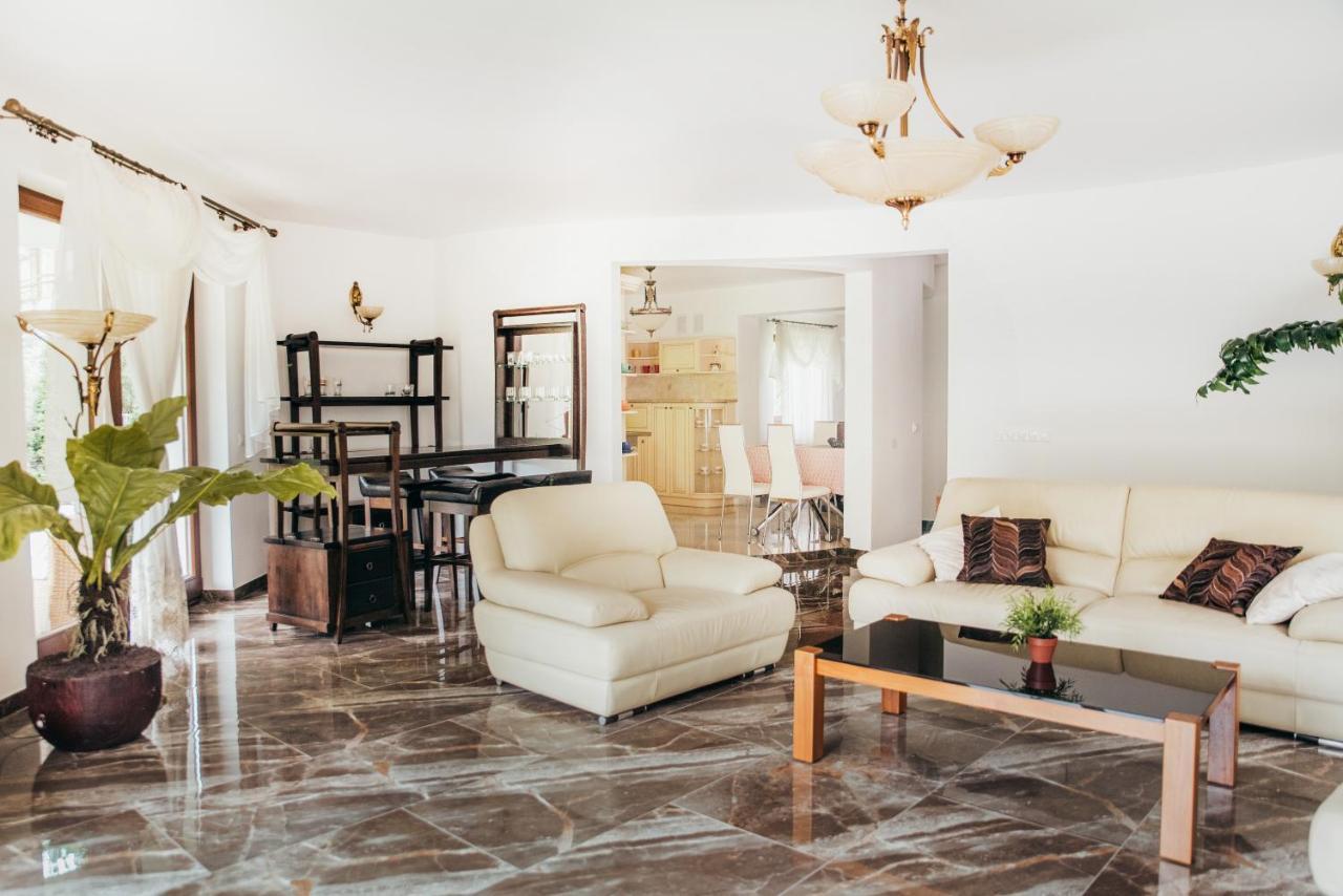 Zarabie Residence Myslenice Bagian luar foto